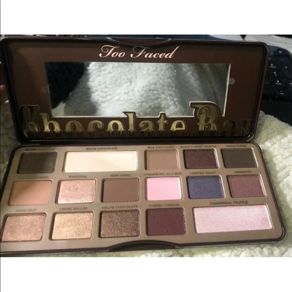 NIB TOO FACED CHOCOLATE 🍫 BAR PALETTE 16 SHADES - Picture 8 of 8